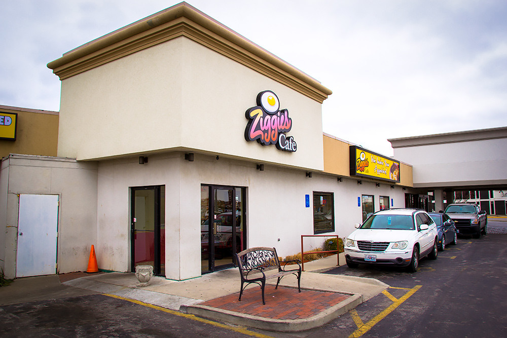 Serving a high traffic intersection and patrons of the Lamplighter Inn & Suites, the Ziggie’s Cafe at 1772 S. Glenstone Ave. has survived a change in licensing ownership.