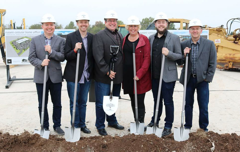 Dialed In
The Russell Cellular team breaks ground Oct. 26 for its $8 million home office at the northwest corner of Highway FF and Republic Road in Battlefield. Contractor Larry Snyder and Co. expects to wrap up in fall 2019.