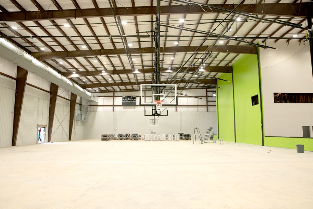 417 Athletics features four basketball courts and eight volleyball courts for seasonal sports and leagues, camp clinics and tournaments.