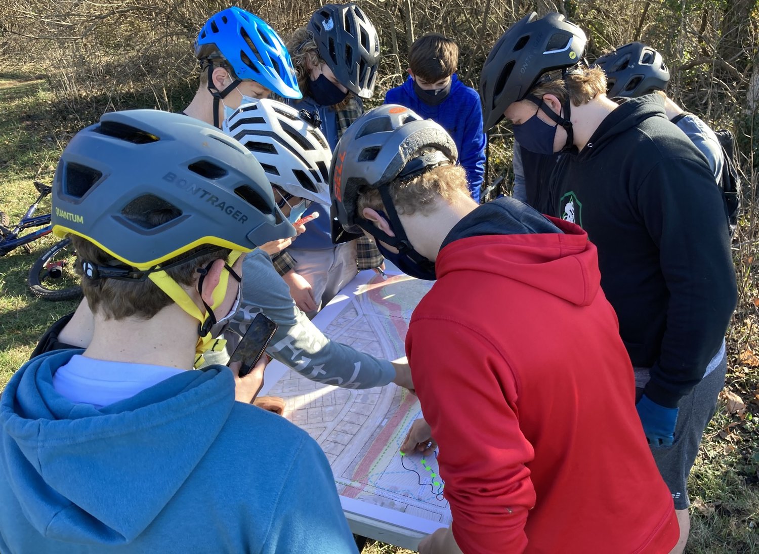 Teen residents near the Lone Pine Bike Park provide input during a public mapping discussion.