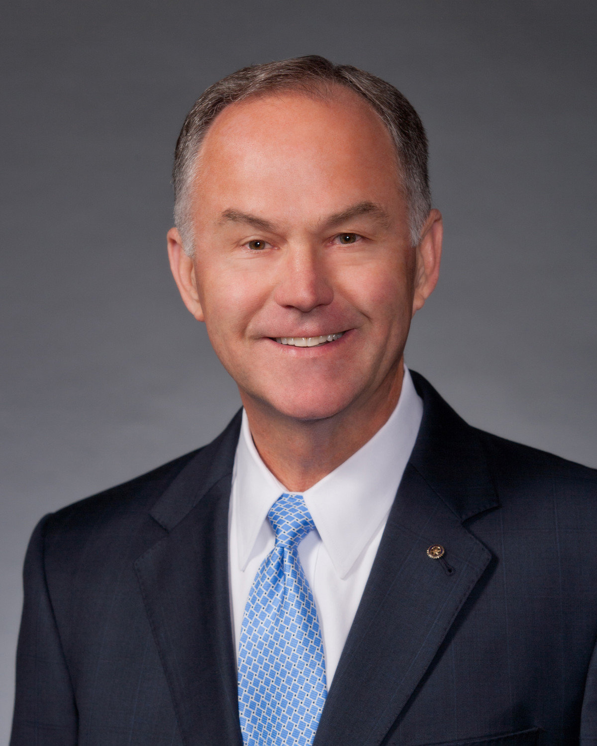 Bob Hammerschmidt becomes the regional chairperson for the wealth management division of Commerce Bank.