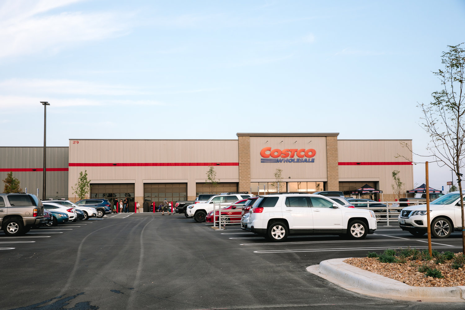 The 160,000-square-foot store is the seventh in Missouri.