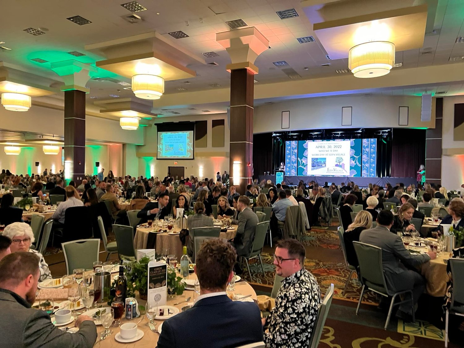 More than 800 people are in attendance at GSBOR's annual awards ceremony at Oasis Hotel and Convention Center on March 25.