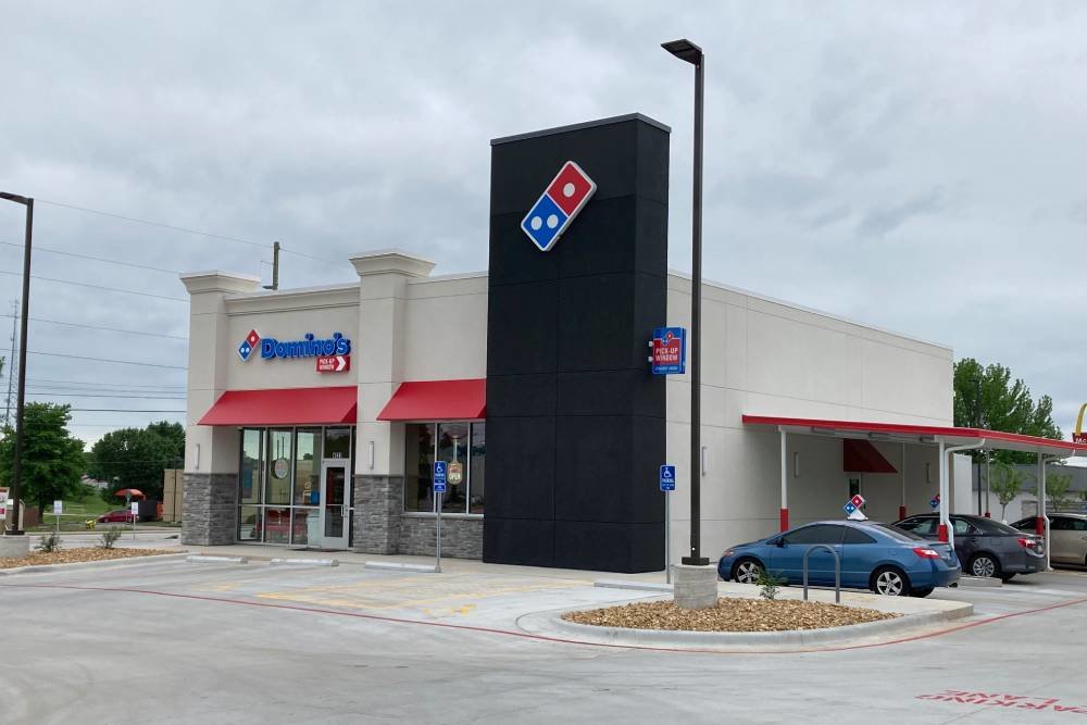 A new Domino’s Pizza restaurant opened last week on South Campbell Avenue, replacing another on East Republic Road.
