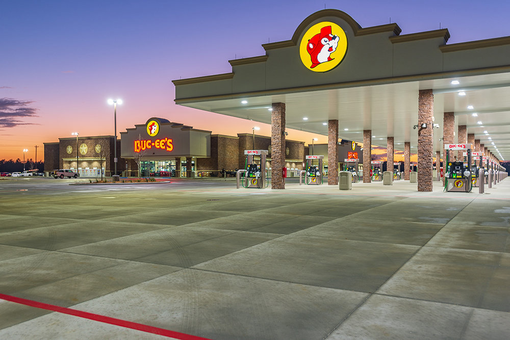 Buc-ee’s is hosting a mass hiring event for its soon-to-open Springfield store.