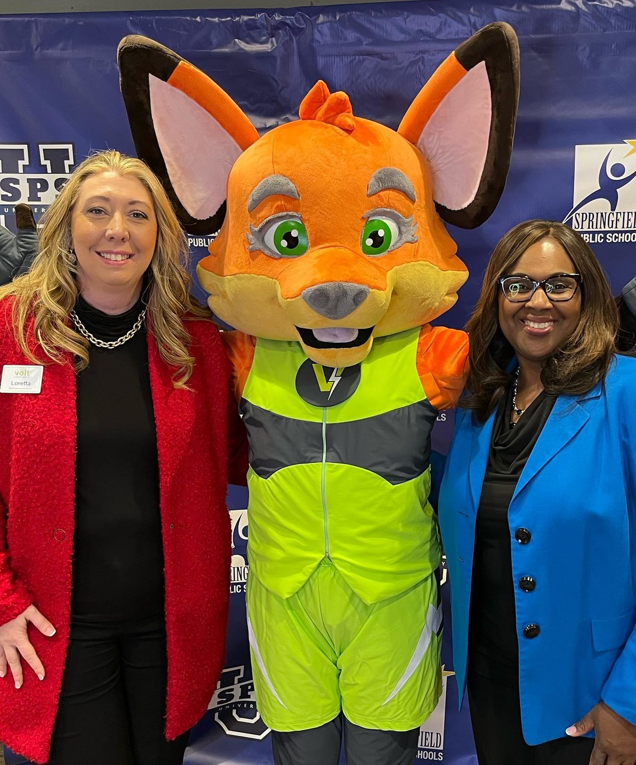 Volt Credit Union CEO Loretta Roney and SPS Superintendent Grenita Lathan pose for a photo during the announcement of the new high school credit union.